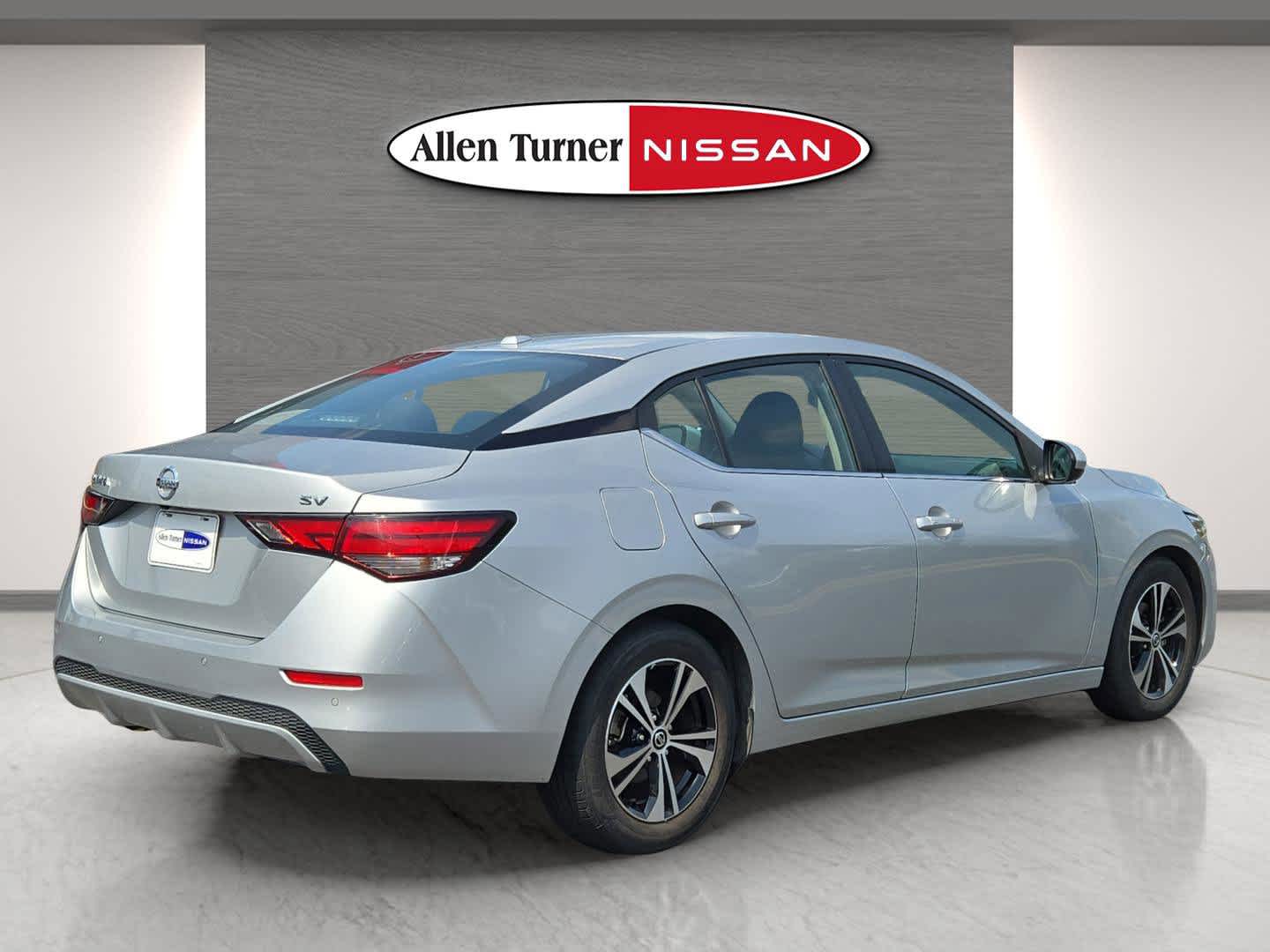 2023 Nissan Sentra SV photo 7