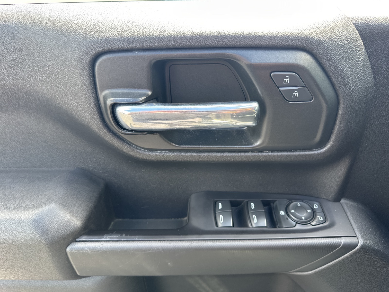 2021 Chevrolet Silverado 1500 Custom photo 12