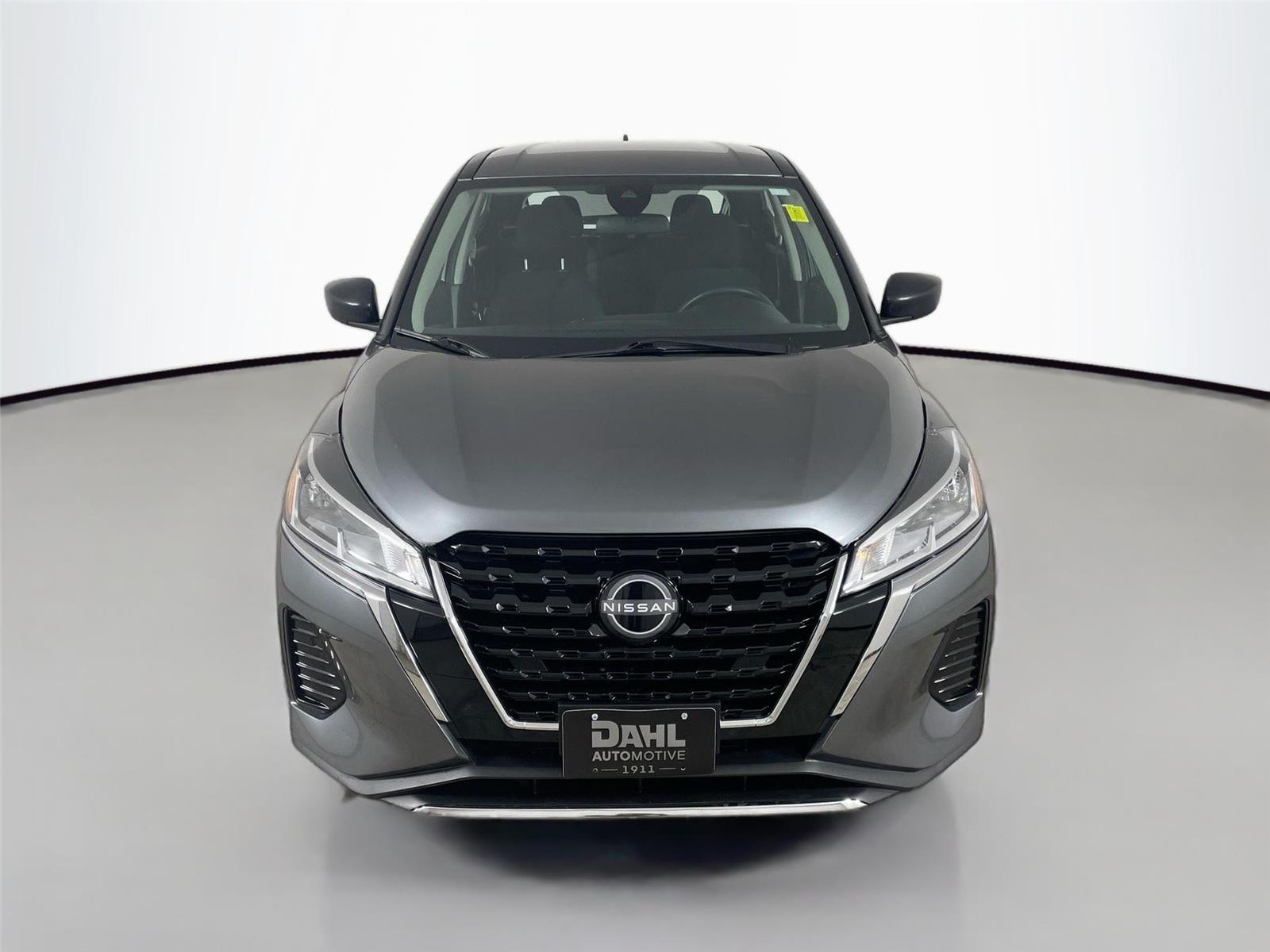 Used 2023 Nissan Kicks S with VIN 3N1CP5BV0PL572166 for sale in La Crosse, WI