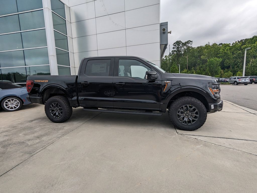 2025 Ford F-150 Tremor photo 3