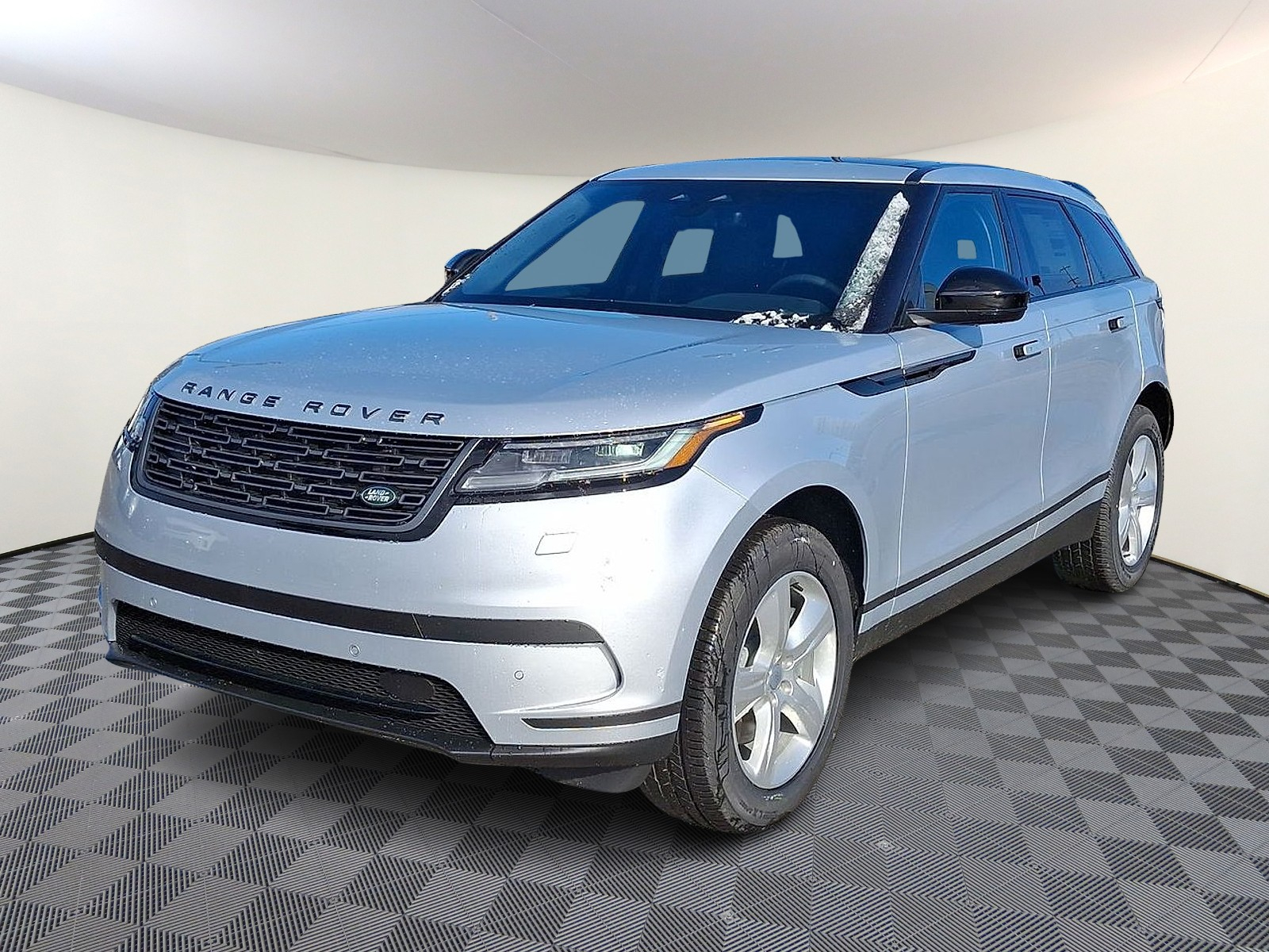 2025 Land Rover Range Rover Velar S's photo