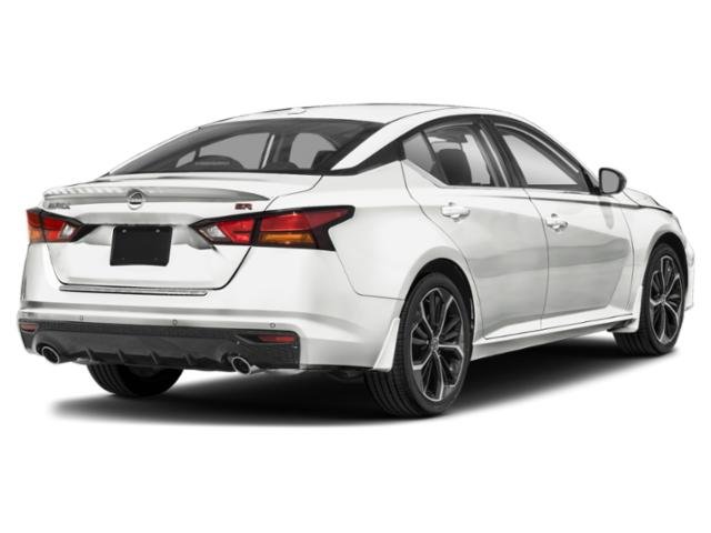 2025 Nissan Altima SR photo 2