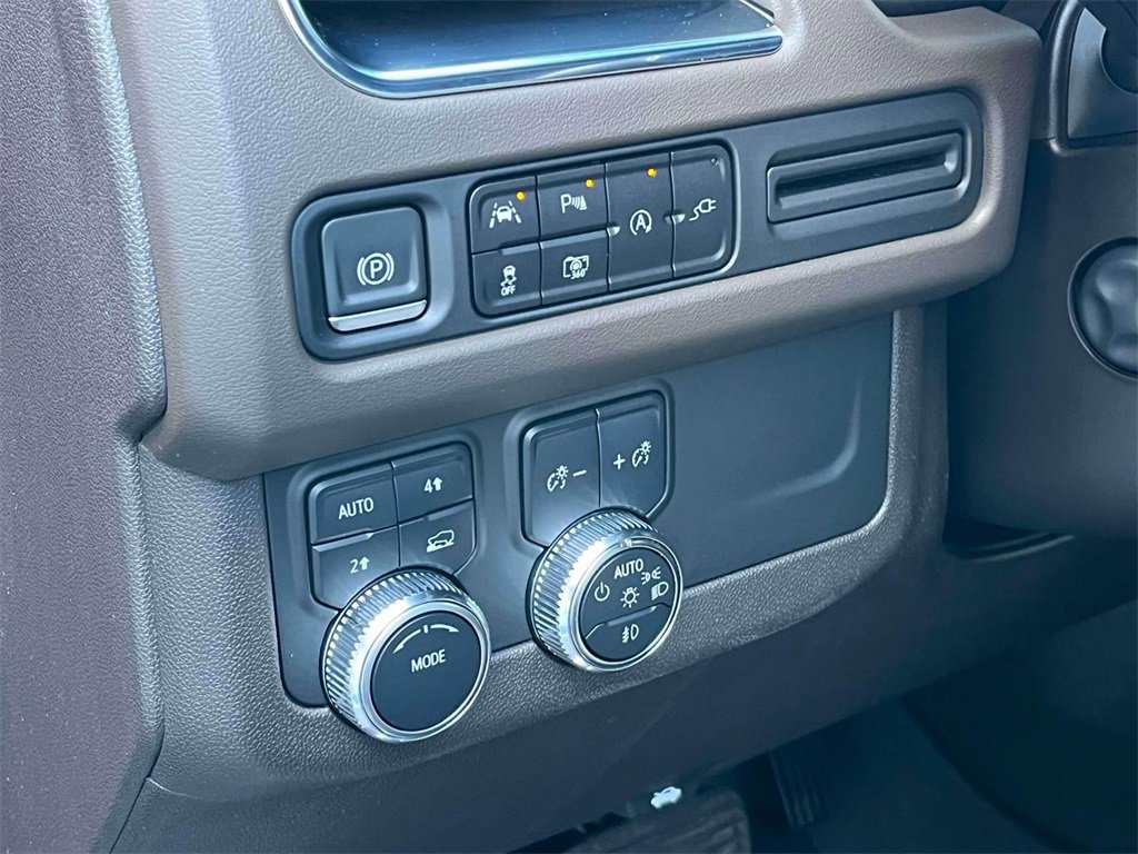 2022 Gmc Yukon XL SLT photo 30