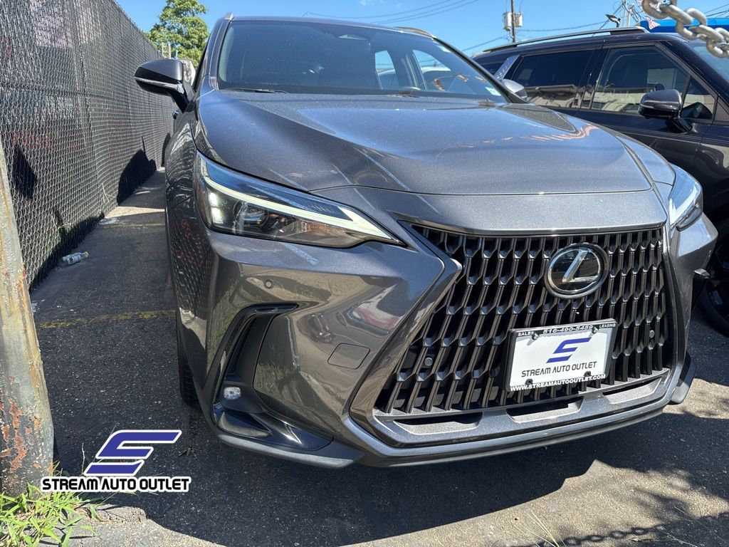 2022 Lexus NX 350 Premium photo 2