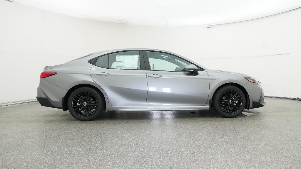 2025 Toyota Camry SE photo 24