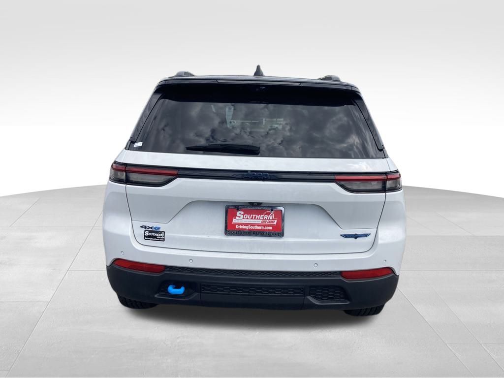 2024 Jeep Grand Cherokee Trailhawk 4xe photo 4