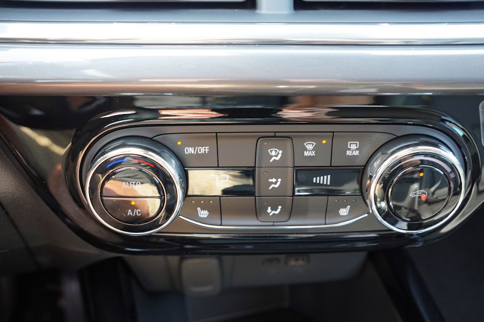 2025 Chevrolet Trax ACTIV photo 14