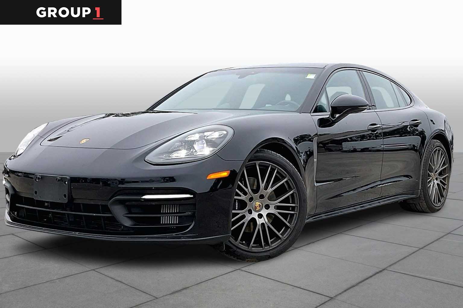 2022 Porsche Panamera Platinum Edition's photo