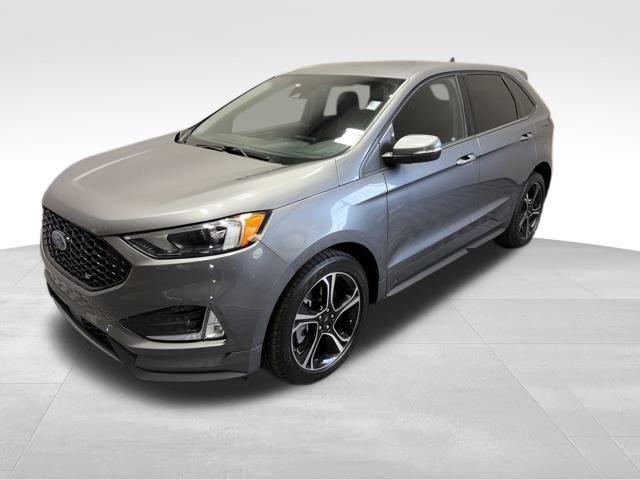 2022 Ford Edge ST's photo