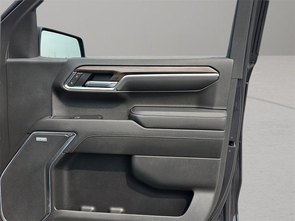 2022 Chevrolet Silverado 1500 LT Trail Boss photo 13