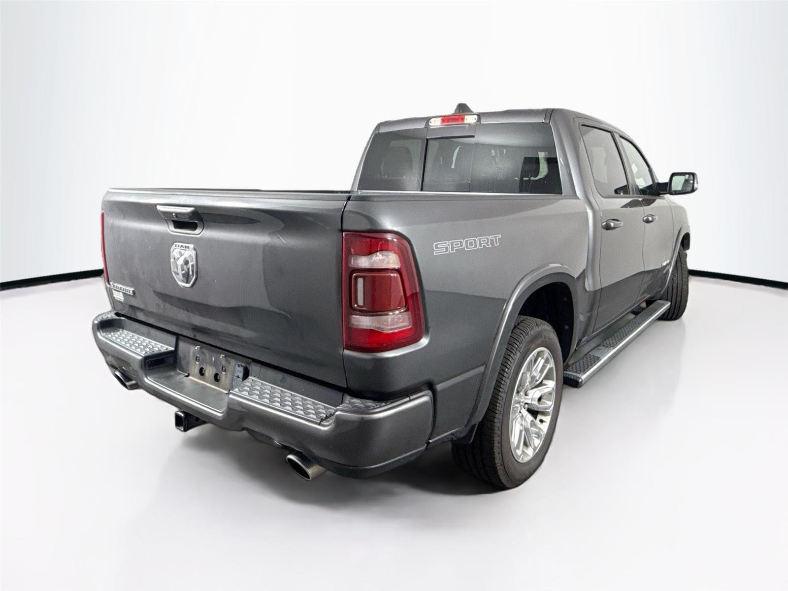 2022 Ram 1500 Laramie photo 6
