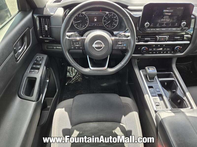 2023 Nissan Pathfinder SV photo 15