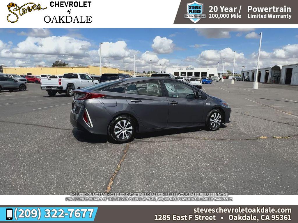 2022 Toyota Prius Prime XLE photo 12