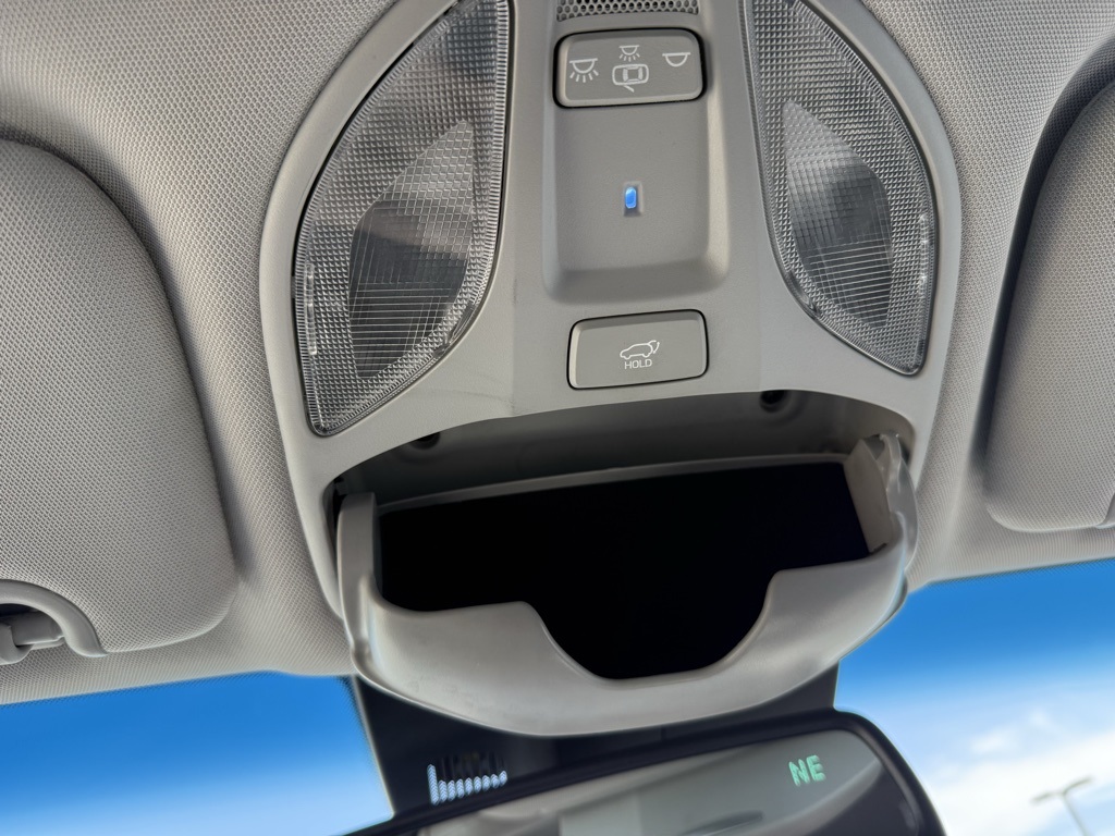 2017 Hyundai Santa Fe Limited photo 32