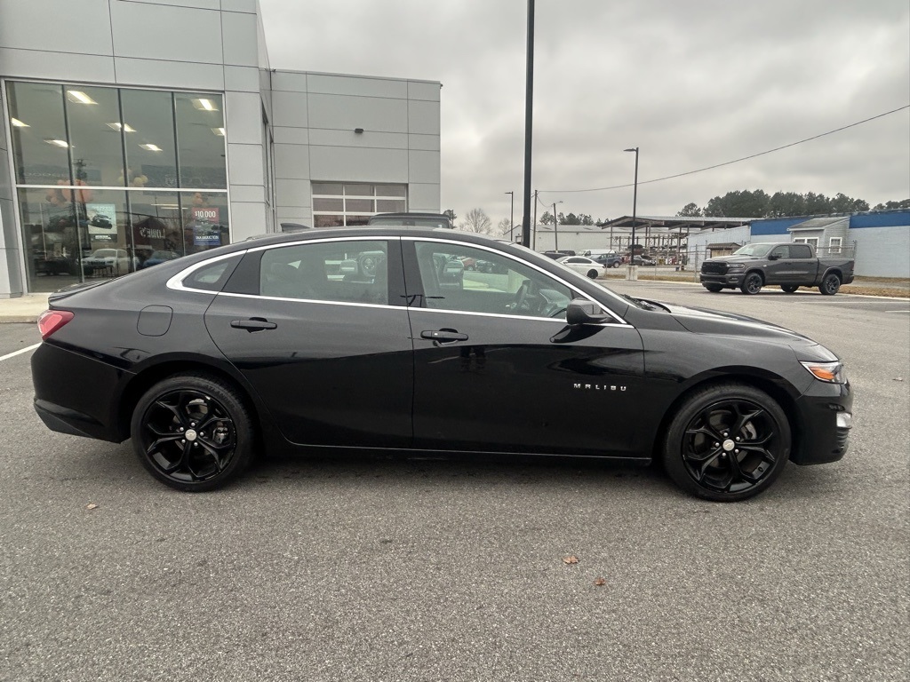 Used 2022 Chevrolet Malibu 1LT with VIN 1G1ZD5ST4NF124706 for sale in Franklin, VA