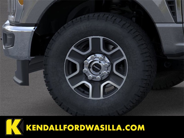 2025 Ford F-250 photo 18