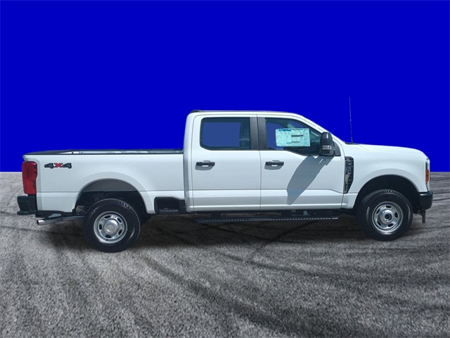 2025 Ford F-250 XL photo 3