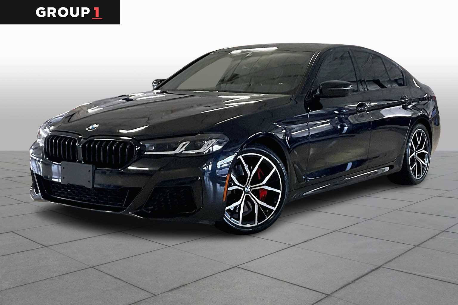 2022 BMW 5 Series 530i's photo