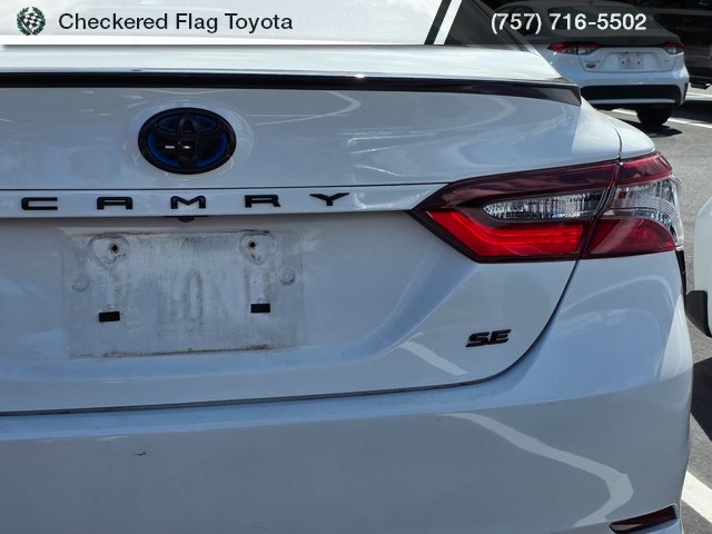 2022 Toyota Camry Hybrid photo 7