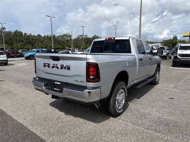 2026 Ram 2500 Tradesman photo 4