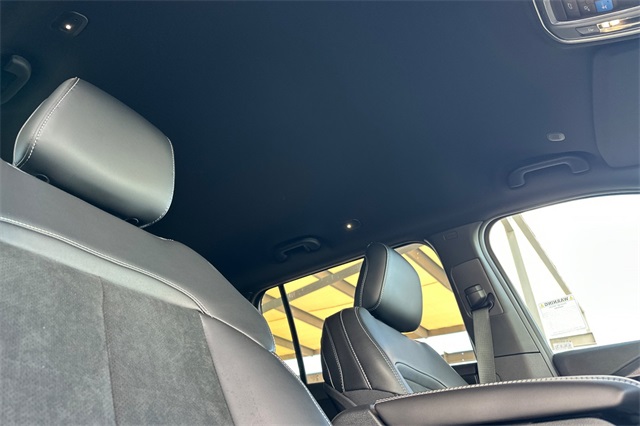 2025 Jeep Grand Cherokee Altitude photo 17
