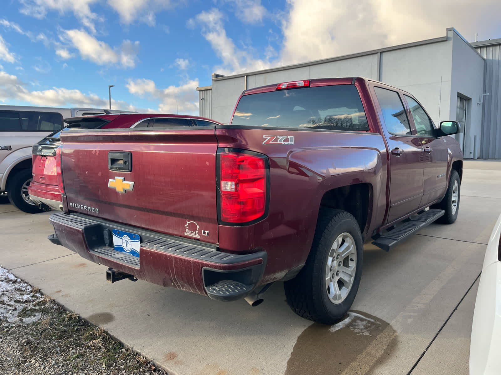2017 Chevrolet Silverado 1500 LT photo 3