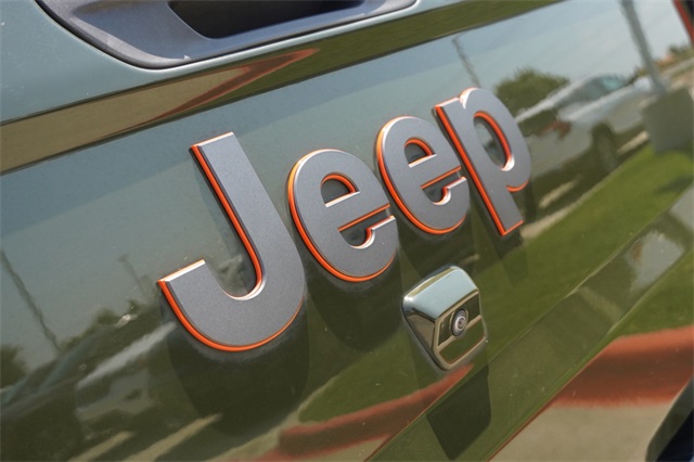 2022 Jeep Gladiator Mojave photo 10