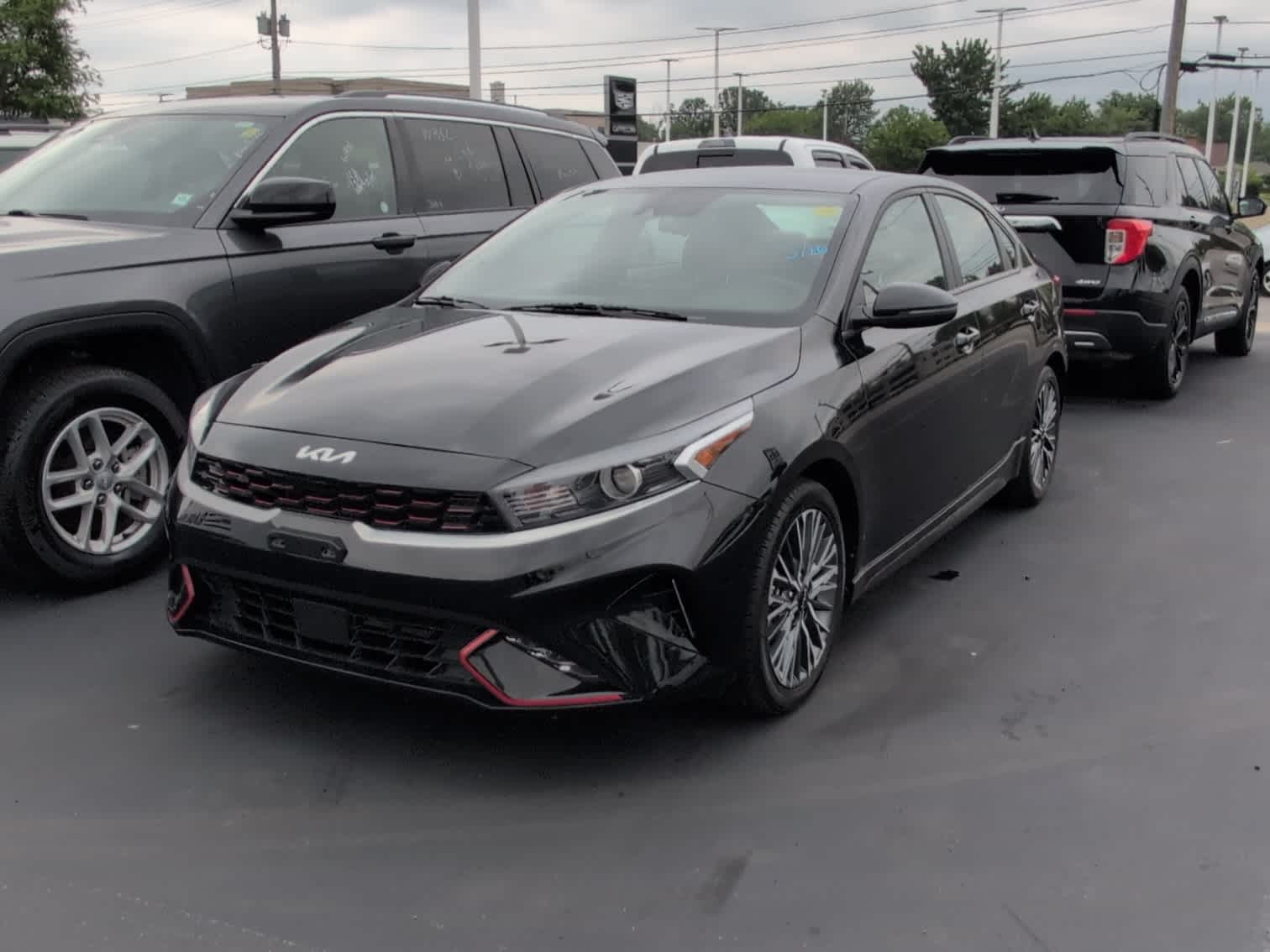 2023 Kia Forte GT-Line photo 3
