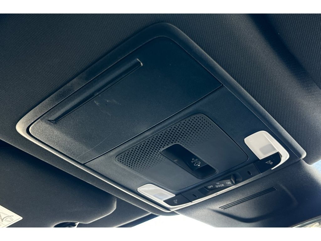 2025 Honda CR-V Hybrid Sport photo 23
