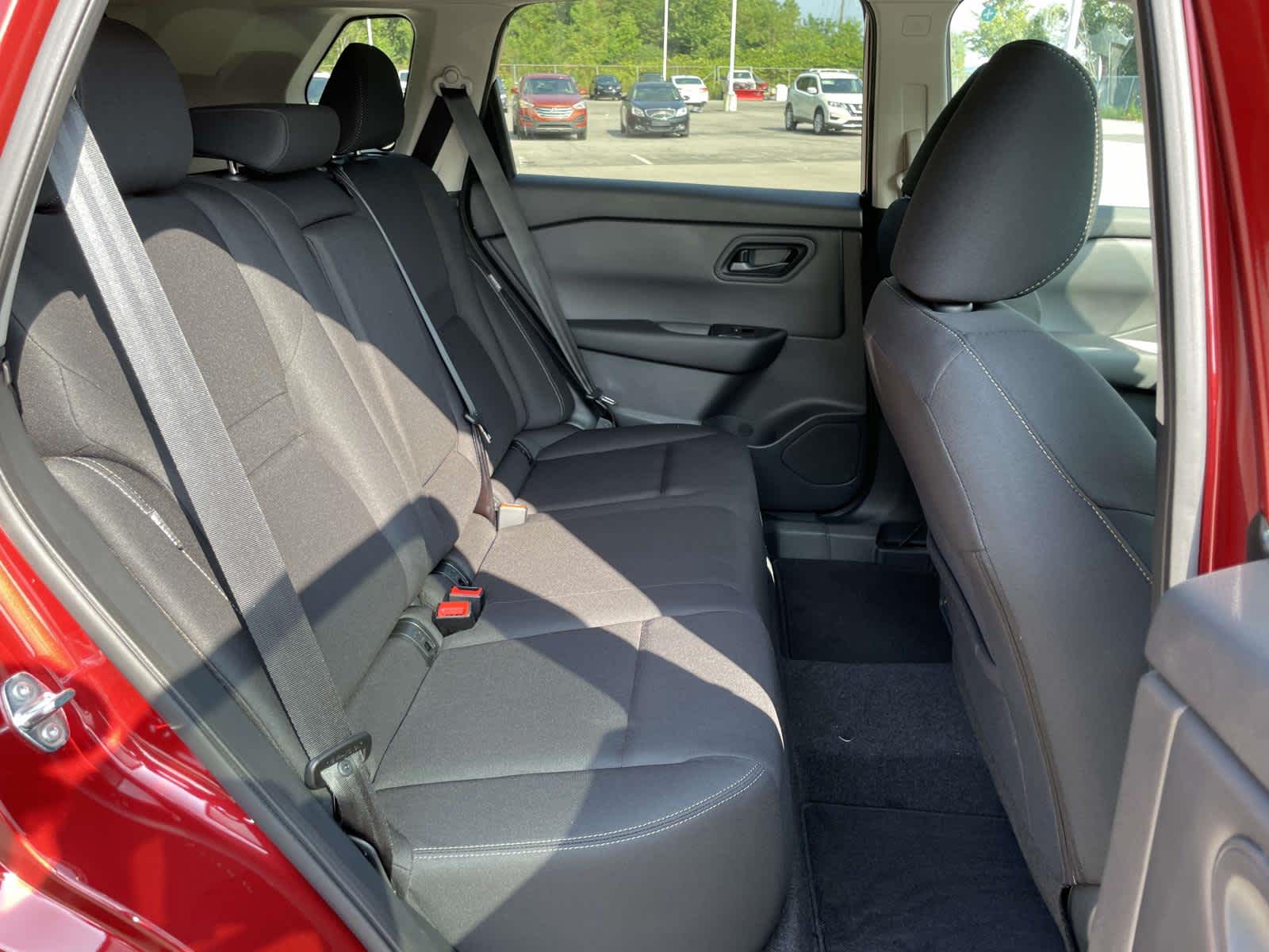 2026 Nissan Rogue S photo 13