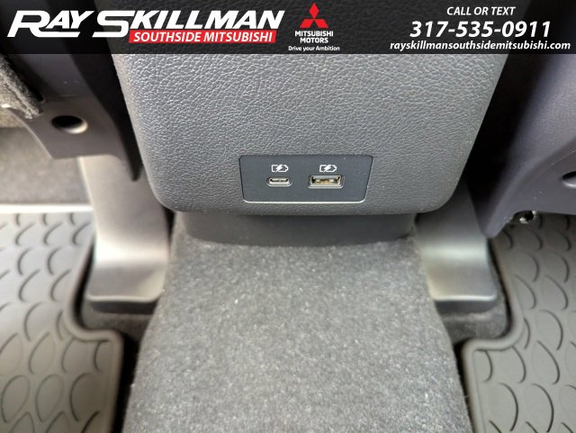 2025 Mitsubishi Outlander Sport LE photo 15