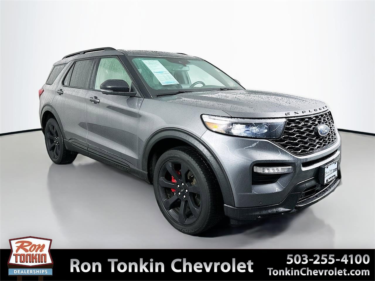 2023 Ford Explorer ST's photo