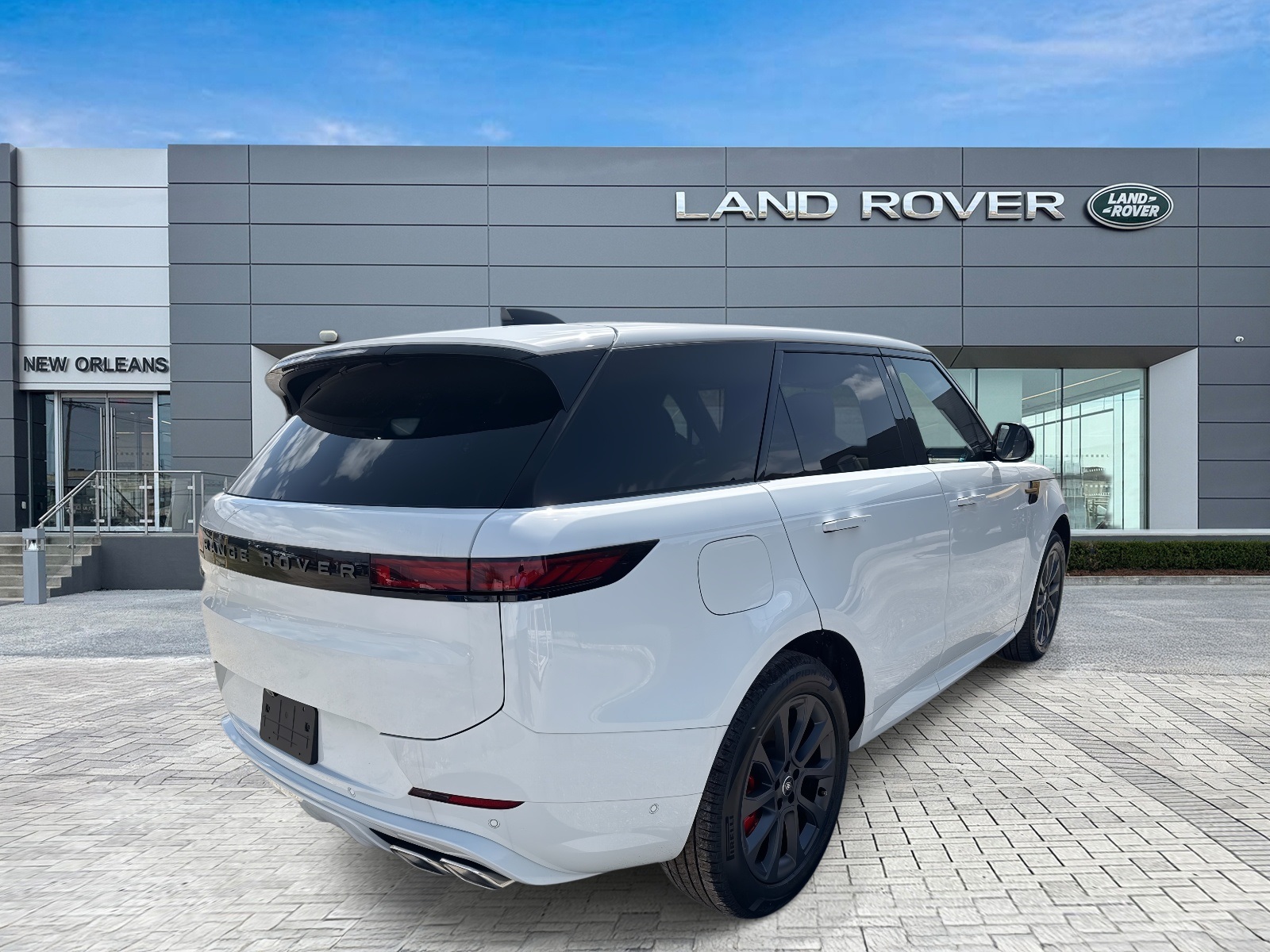 2025 Land Rover Range Rover Sport SE photo 5