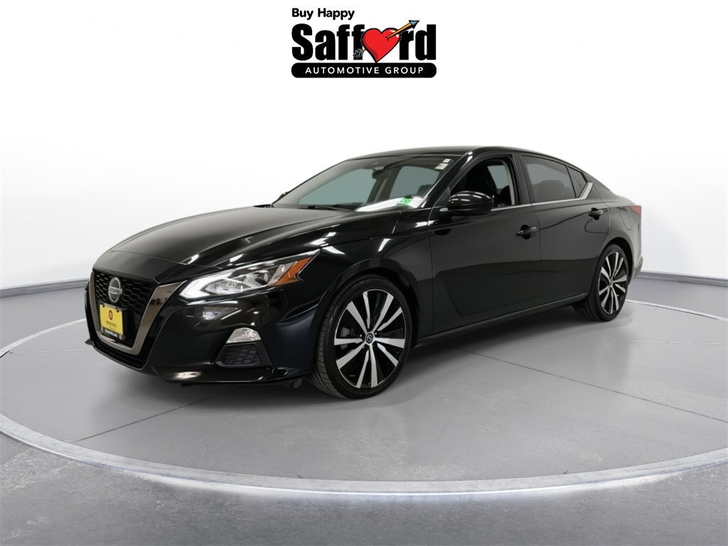 2022 Nissan Altima SR