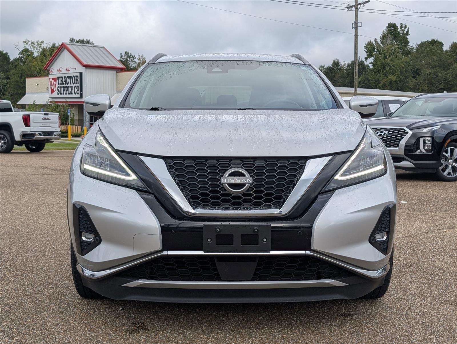 2023 Nissan Murano SV photo 8