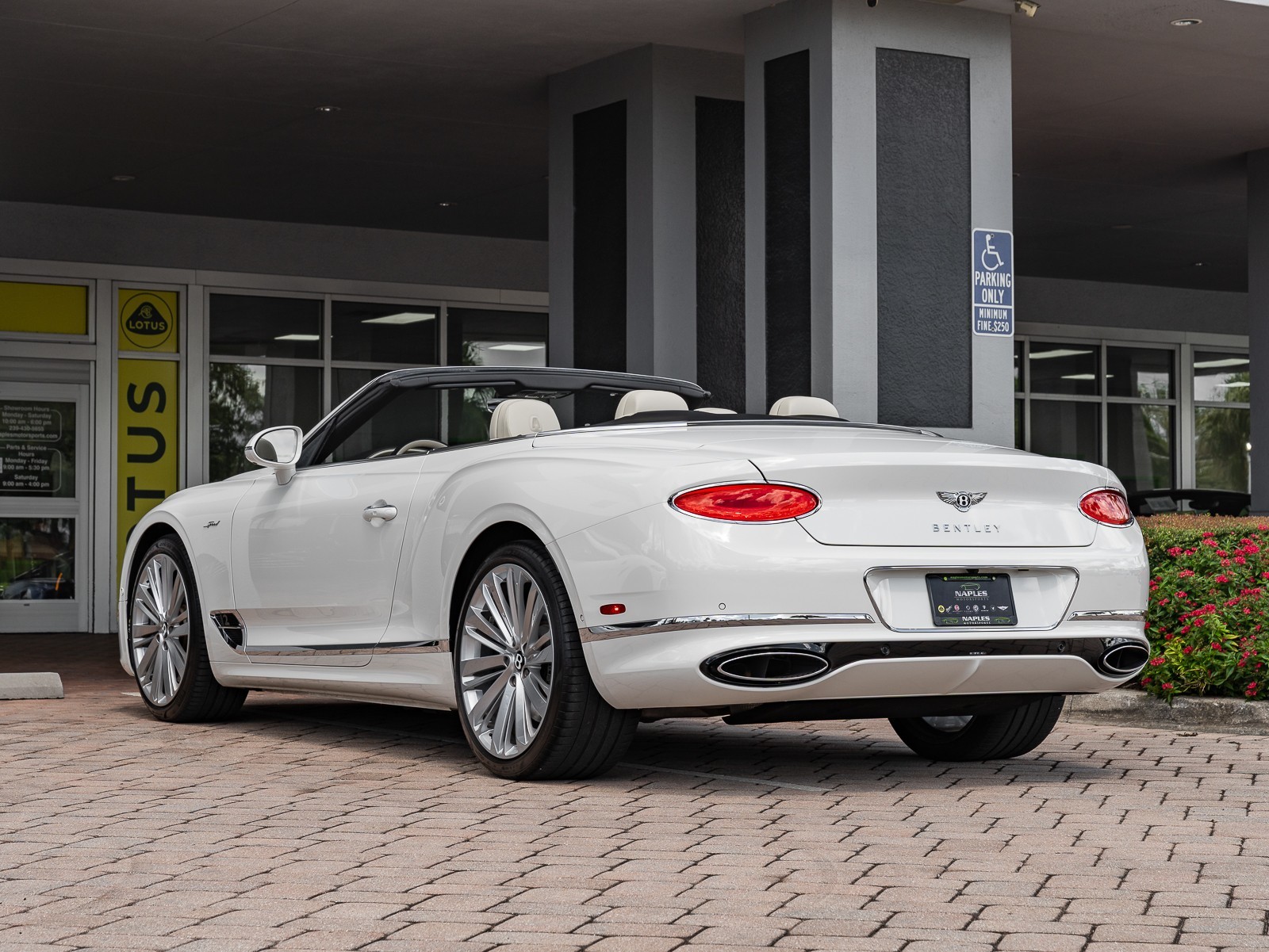 2022 Bentley Continental GTC Speed photo 37