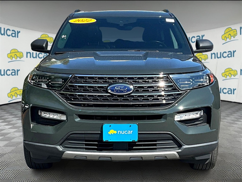 2022 Ford Explorer XLT photo 2