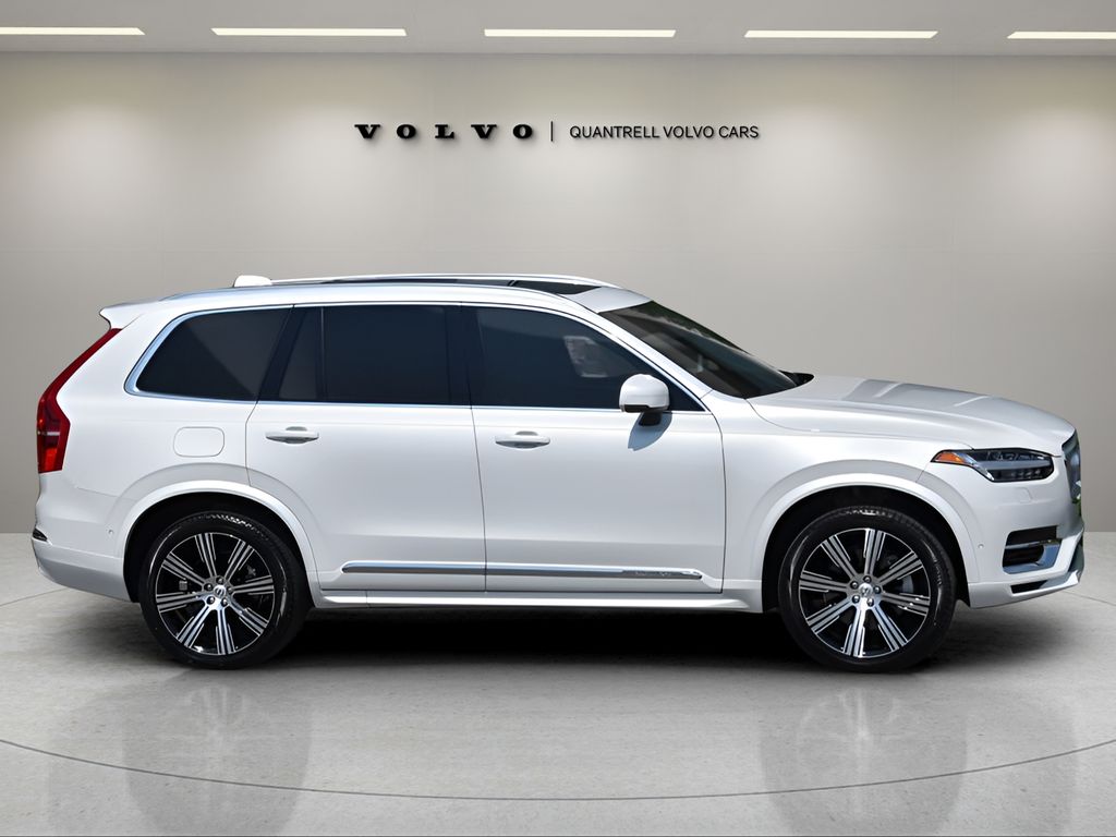 2023 Volvo XC90 T8 Plus AWD Sport photo 3