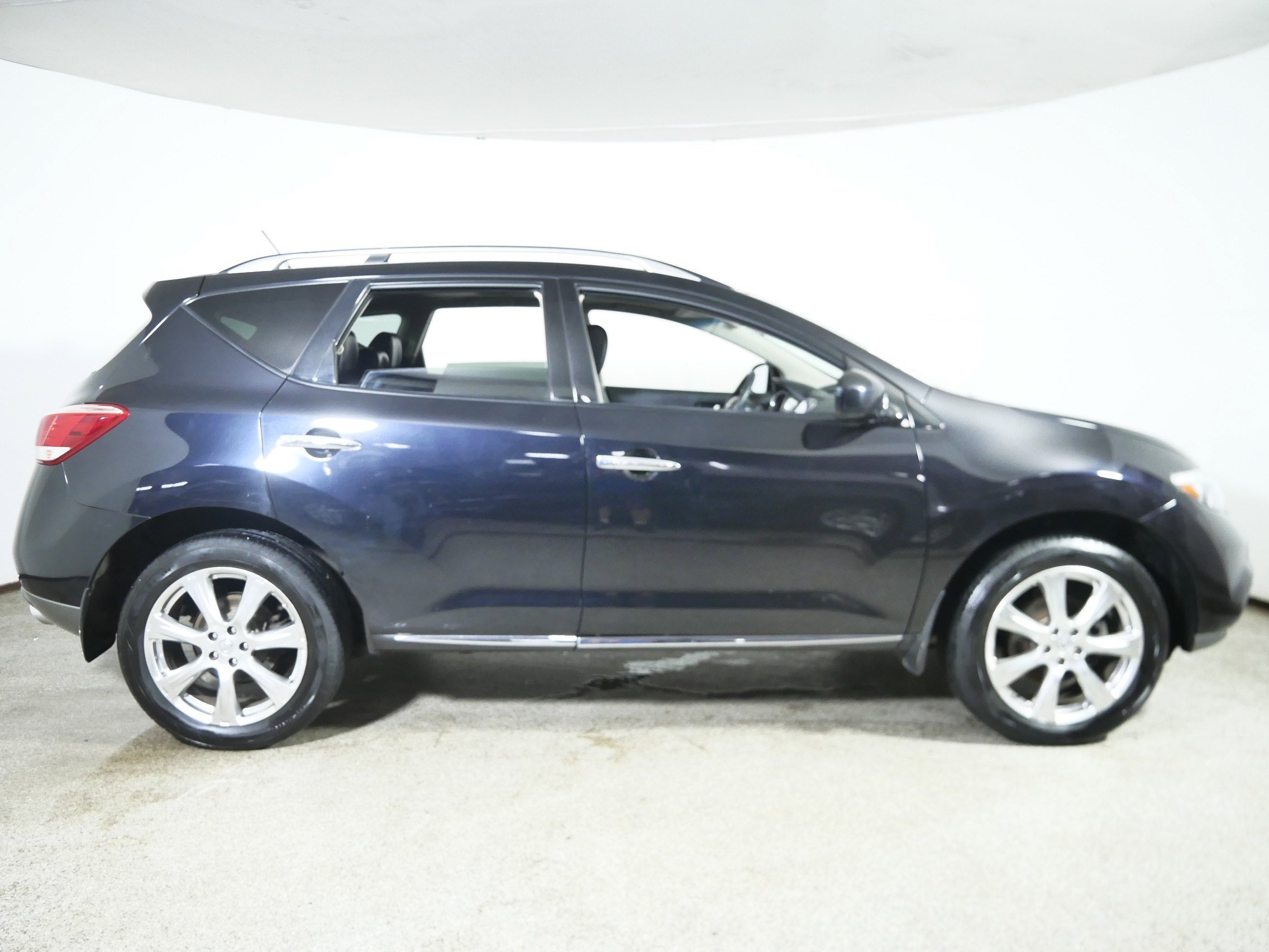 2012 Nissan Murano LE photo 6