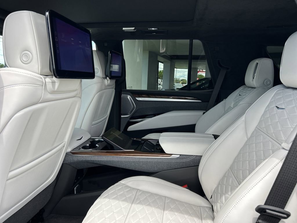 2025 Cadillac Escalade Sport Platinum photo 16