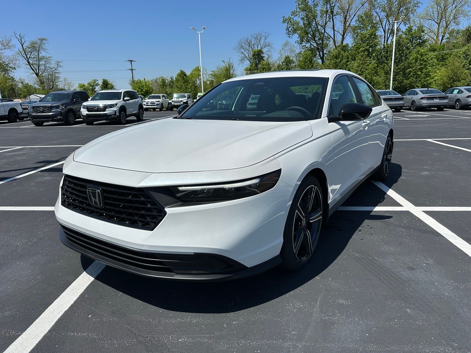 2025 Honda Accord Hybrid Sport's photo