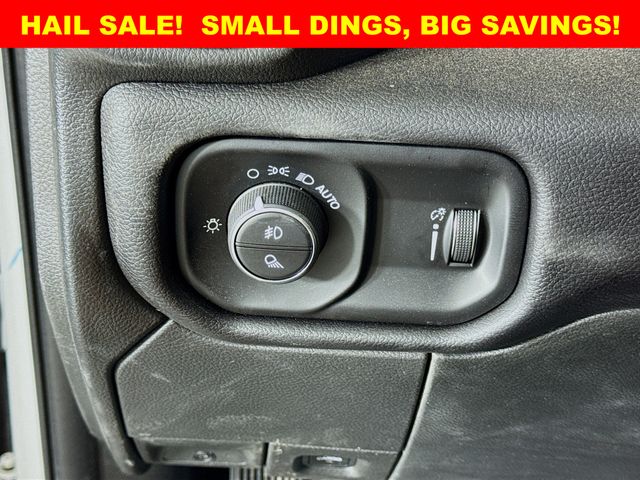 2025 Ram 3500 Big Horn photo 9