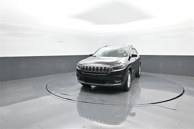 2020 Jeep Cherokee Latitude photo 2