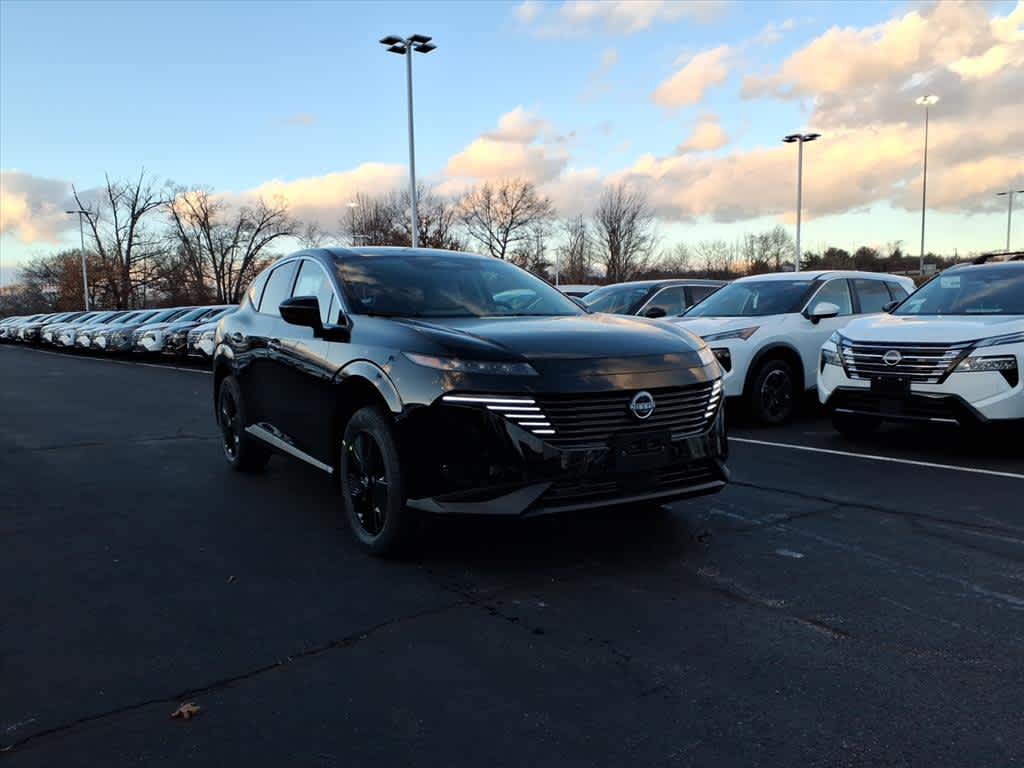 2026 Nissan Murano SV photo 2