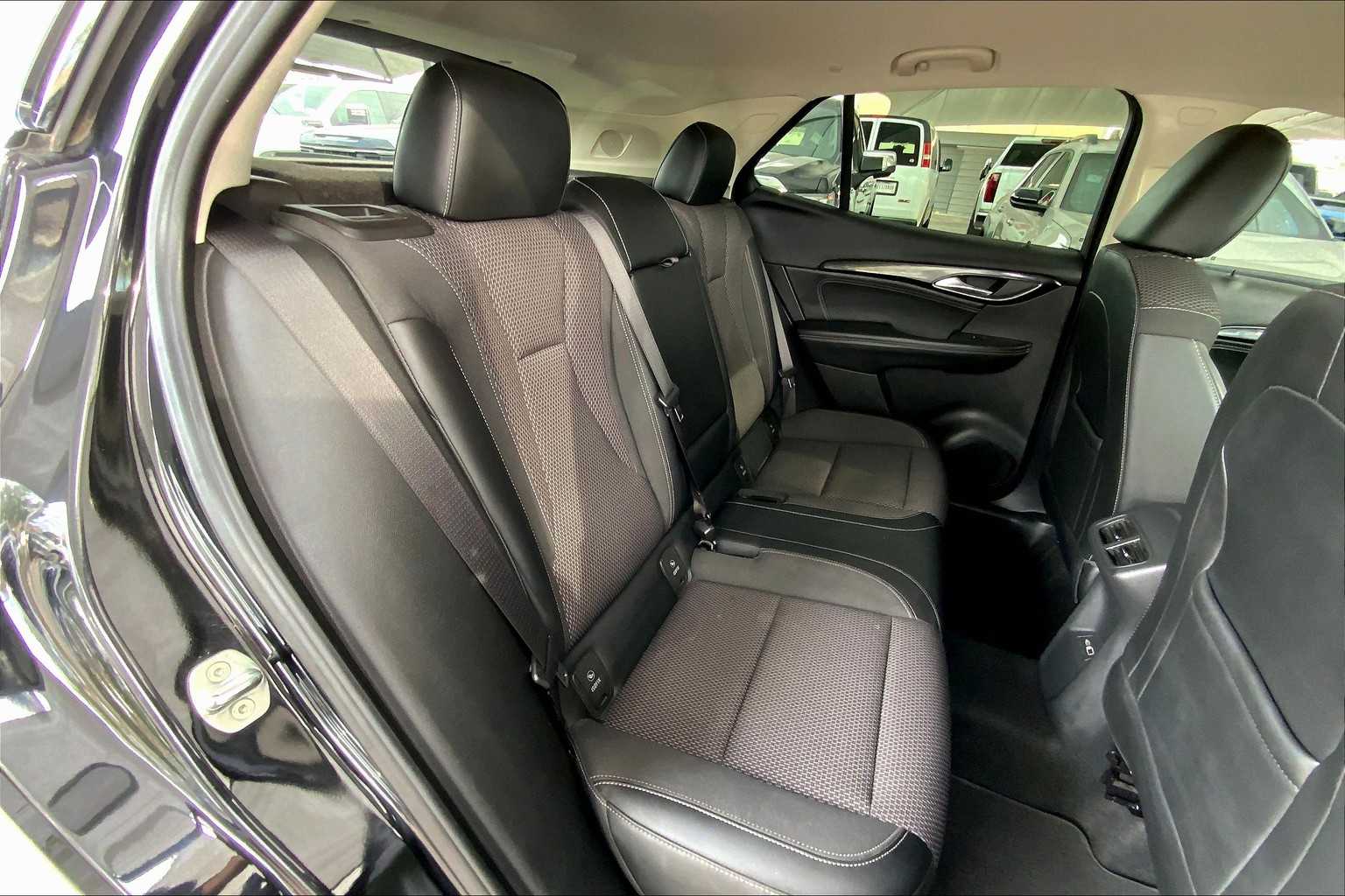 2022 Buick Envision Preferred photo 18