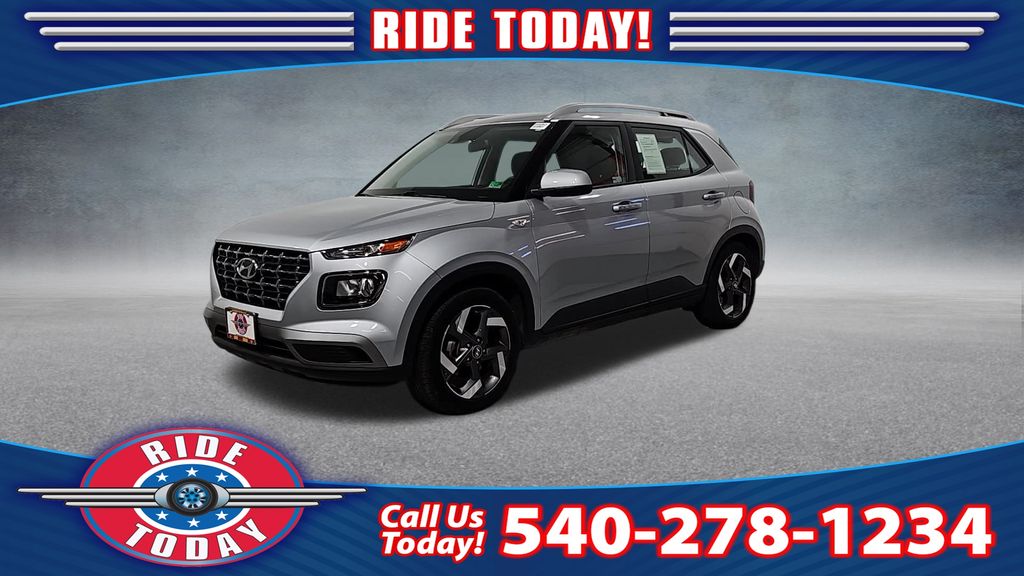 2022 Hyundai Venue SEL's photo