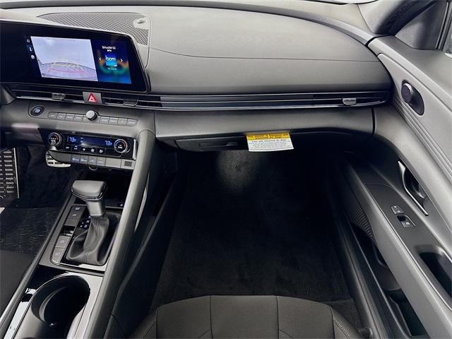2025 Hyundai Elantra Hybrid SEL Sport photo 27