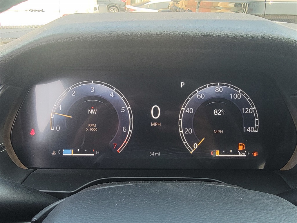 2025 Jeep Grand Cherokee Laredo Altitude X photo 17