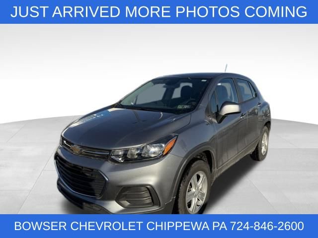 2020 Chevrolet Trax LS's photo