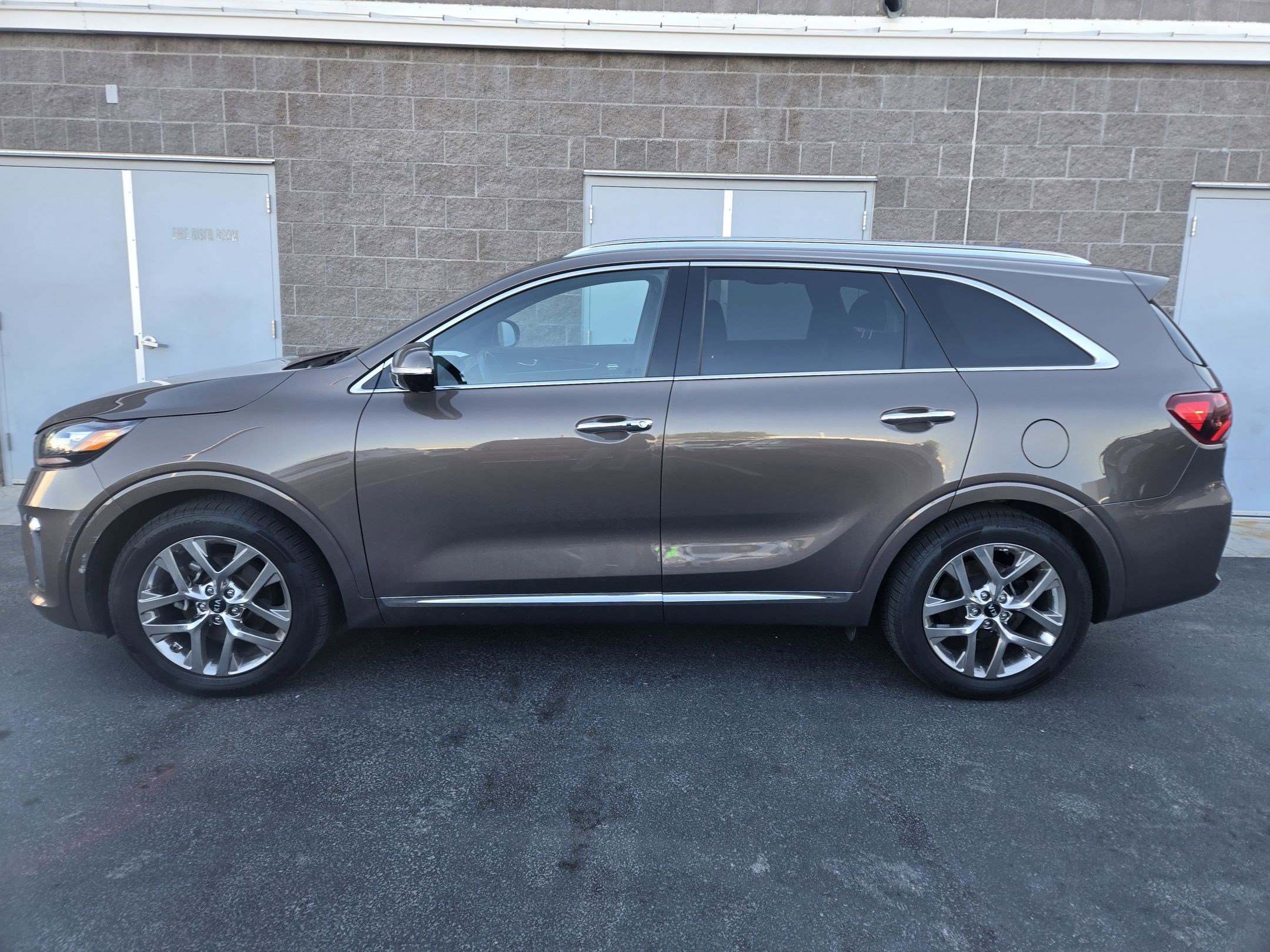 2019 Kia Sorento SX Limited V6 photo 2